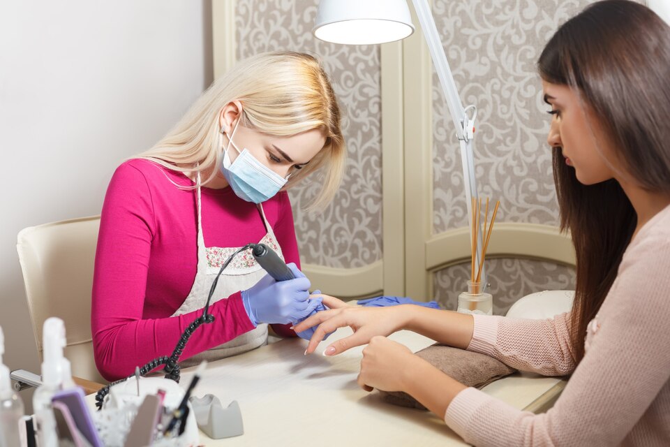 Hayrabolu Manikürcü